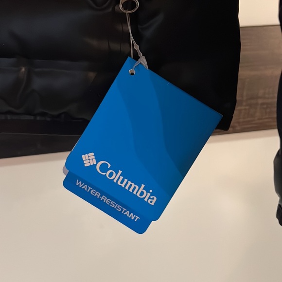 Columbia Jacket - Picture 2 of 3